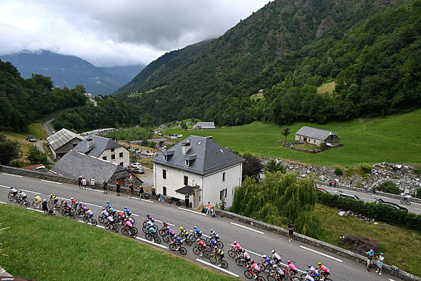 Tour de France 2025 : Parcours, profil et favoris de la 15e étape ce 20 juillet. 2 Tour de France 2025.