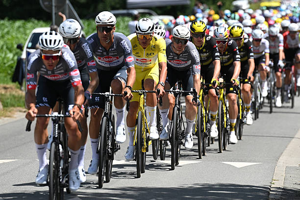 Tour de France 2025 – Étape 7 : tout savoir sur le parcours, le profil et les coureurs attendus à Mûr-de-Bretagne.