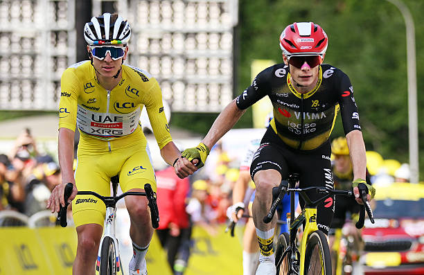 Tadej Pogačar vs Jonas Vingegaard : Le combat incontournable du Tour de France 2025.
