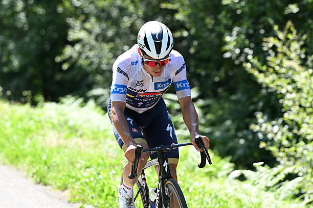 Tour de France 2025 : Remco Evenepoel en quête de réponses face à Pogacar et Vingegaard.