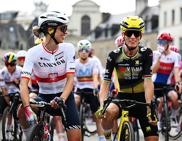Tour de France Femmes 2025 : solide et collective, Pauline Ferrand-Prévot démarre fort.