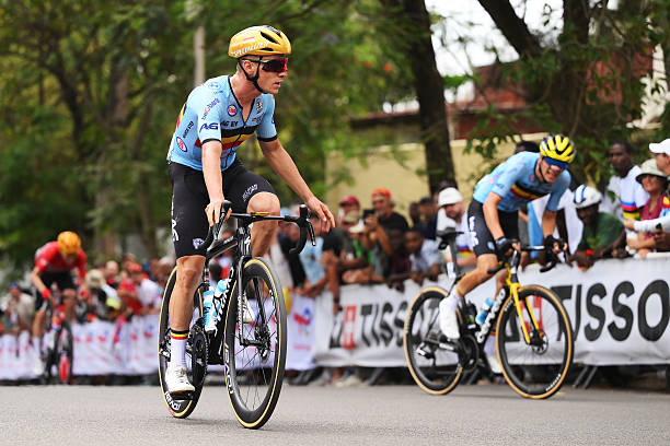 Mondiaux de cyclisme 2025 | Remco Evenepoel : “Changer deux fois de vélo, c’est fatal”