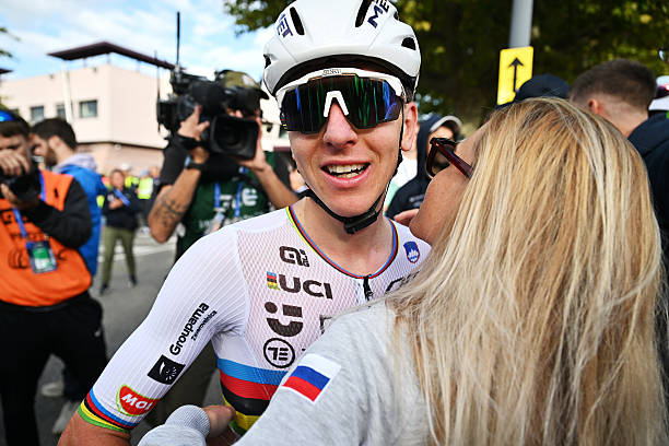 Tadej Pogačar, plus qu’un champion : 2025, l’année où il a régné sur le monde du cyclisme.