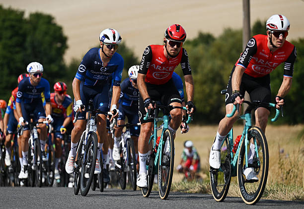 Transfert | TotalEnergies recrute trois coureurs en provenance d&rsquo;Arkéa-B&B Hotels.