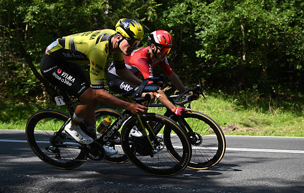 Sous la neige et à -11°C, un coéquipier de Jonas Vingegaard s’offre une sortie hors normes de 132 km le jour de Noël